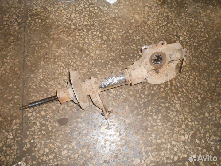 Кулак поворотный передний левый (Daewoo Nexia)