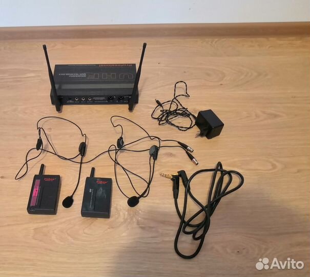 Двухмикрофонная радиосистема enbao SG-922 HS uhf 8