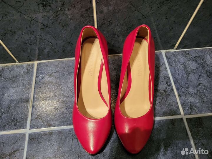 Туфли красные