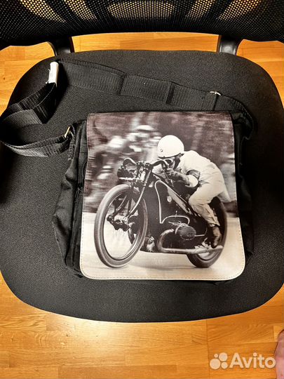 Сумка из музея BMW (Германия)