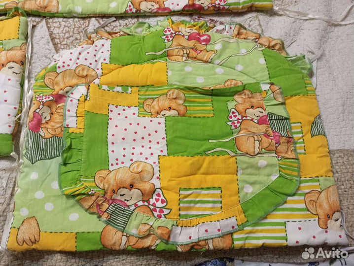 Бортики в детскую кроватку