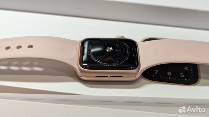 Часы apple watch se 40mm