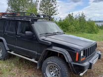 Jeep Cherokee 2.5 MT, 1998, 184 000 км, с пробегом, цена 825 000 руб.