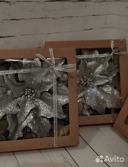 Новогоднее украшение интерьера, ёлки, стола