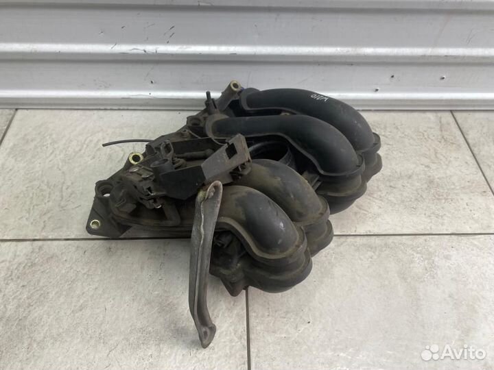Впускной коллектор Mercedes-Benz W210