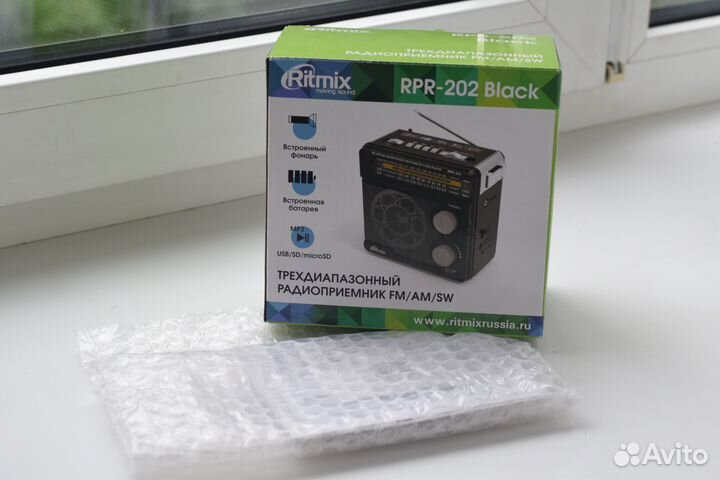 Радиоприемник Ritmix с воспроизведением флешек