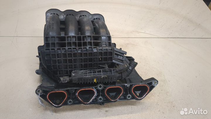 Коллектор впускной Seat Ibiza 4, 2009