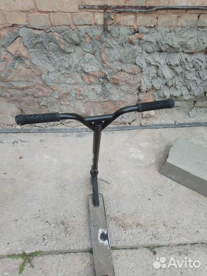 Продам трюковой самокат