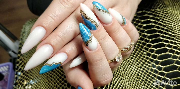 Наращивание ногтей