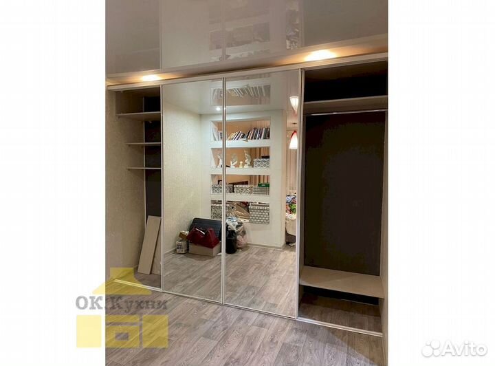 Шкаф двухстворчатый