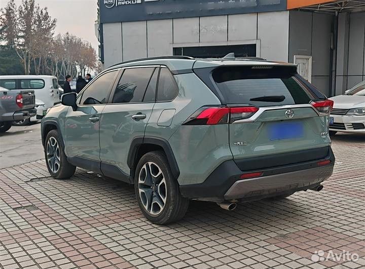 Toyota RAV4 2.0 CVT, 2021, 21 000 км