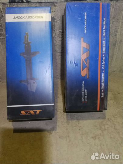 Стойки переднии Мицубиси, ланцер