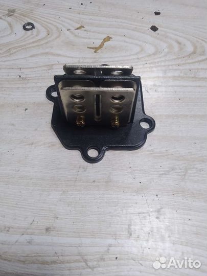 Лепестковый клапан Ямаха Джог