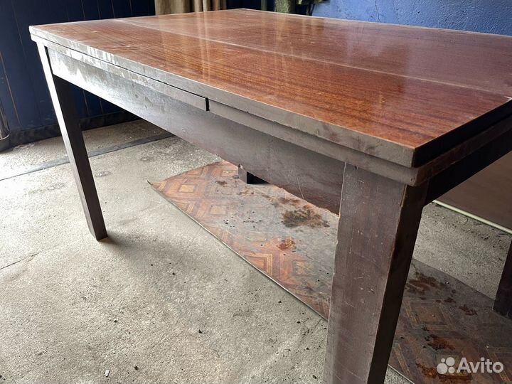 Столик в гостинную бу