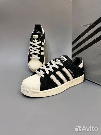 Adidas superstar