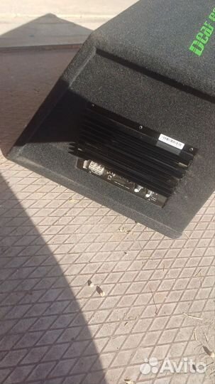 Активный сабвуфер