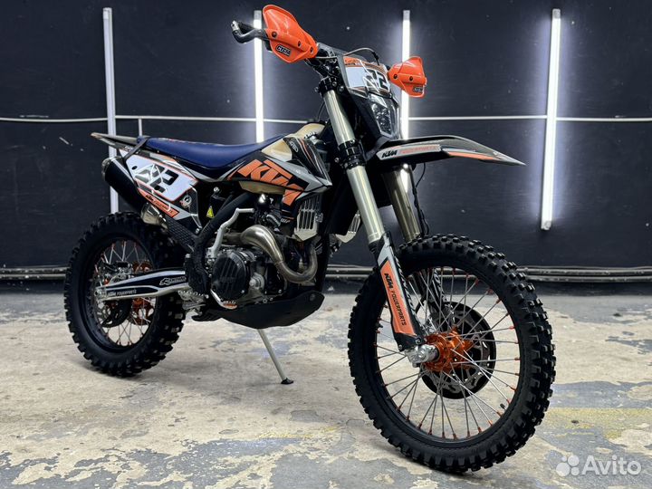 Продам Эндуро JHL Z8i в Большом Камне