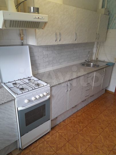2-к. квартира, 54 м², 2/5 эт.