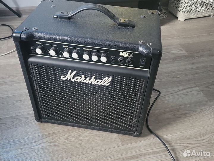 Комбоусилитель Marshall MB15