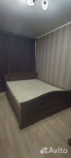 Кровать двухспальная с матрасом 160 200 бу