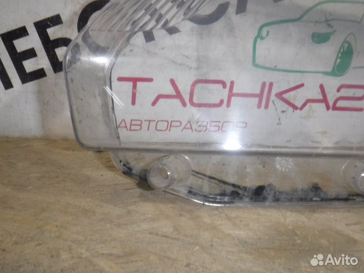 Стекло левой фары renault Logan Sandero 2 (14-18)