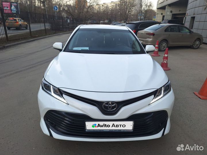 Toyota Camry 2.0 AT, 2019, 42 000 км