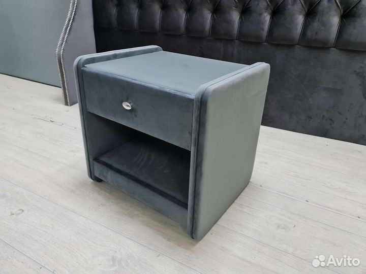 Тумба прикроватная