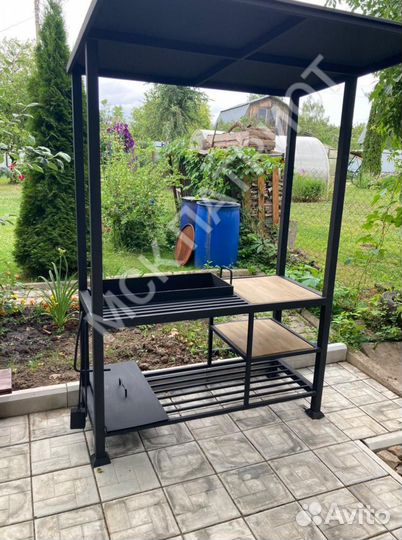 Мангал с крышей и печью под казан