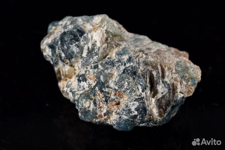 Грандидьерит. Лот №680