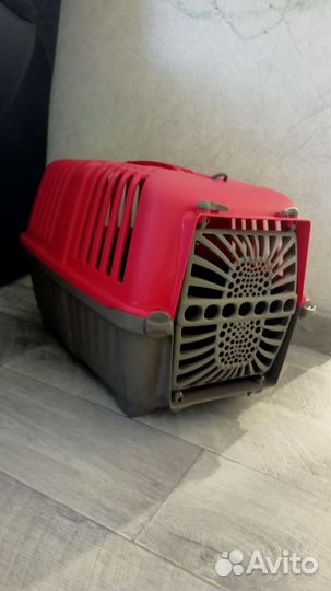 Переноска для кошек и собак