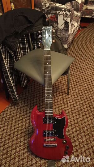Электрогитара Harley Benton SG и комбик