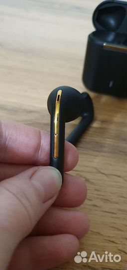 Беспроводные наушники