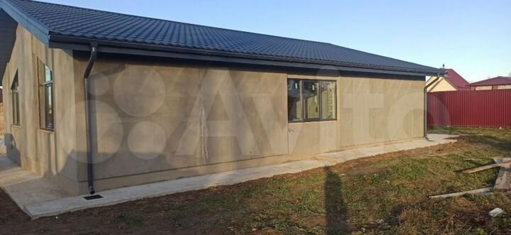 Коттедж 177 м² на участке 9 сот.