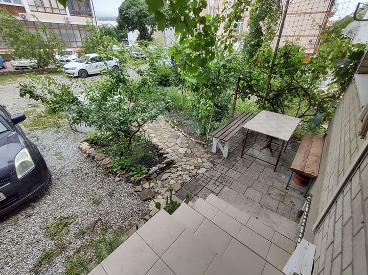 2-к. квартира, 72,4 м², 1/6 эт.