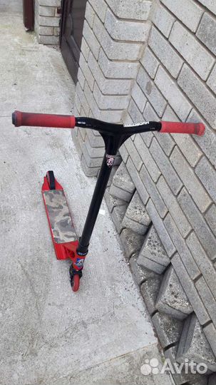 Самокат трюковой