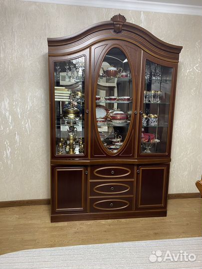 Буфет горка