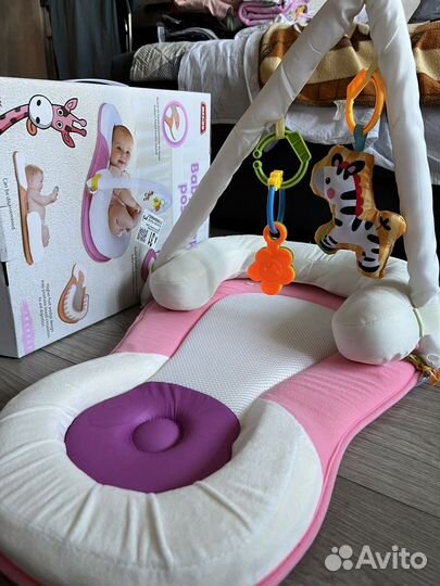 Детский игровой ортопедический коврик с дугой