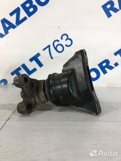 Опора двигателя правая honda civic 8 4D 1.8 ат сед