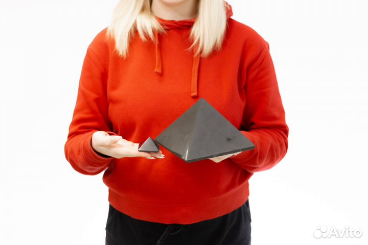 Пирамида из Шунгита Ассортимент 3 - 25 см