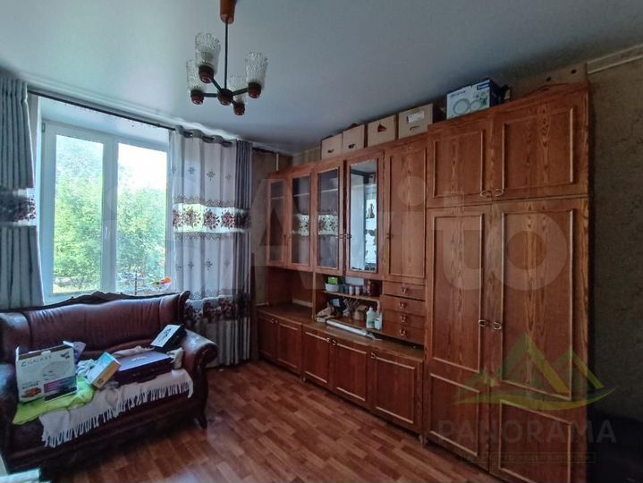 Комната 18,3 м² в 3-к., 2/2 эт.