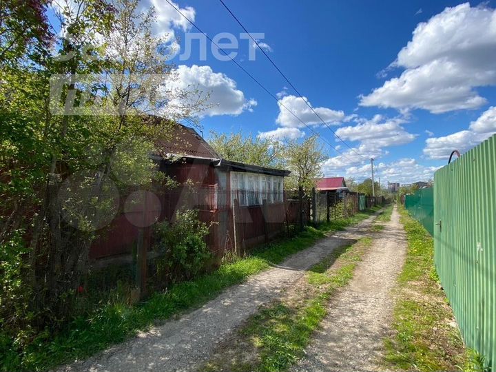 Дача 18 м² на участке 6 сот.