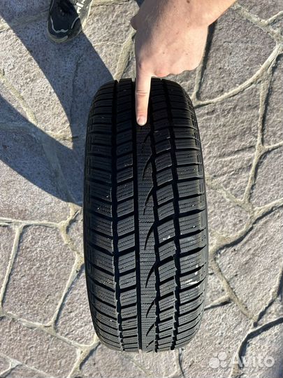 Windforce Snowblazer UHP 195/55 R16 91H