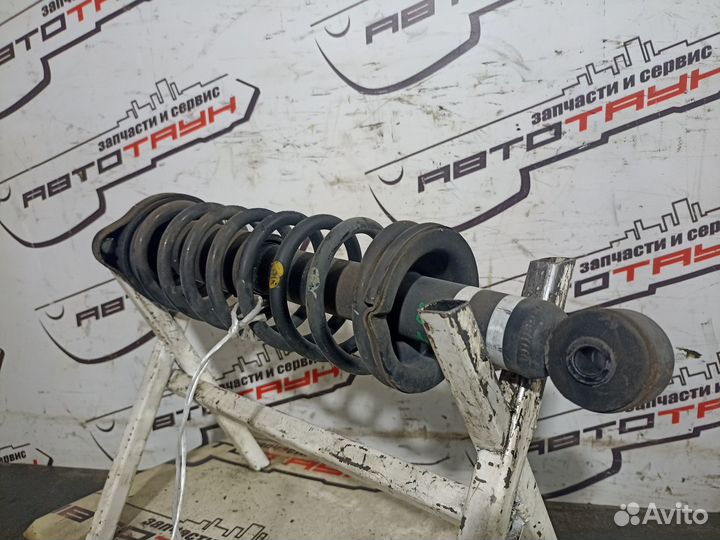 Стойка ходовки mitsubishi lancer lancer cargo lancer cedia CS2V CS2W CS3W CS5W CS6W CS7W CS9W задняя