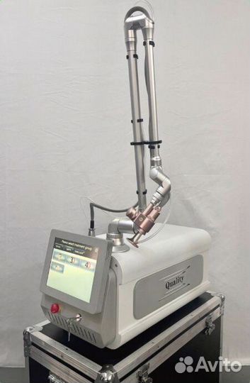 Фракционный CO 2 Laser для шлифовки и омоложения и обучение