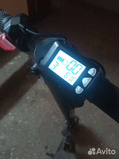 Электросамокат iconbit