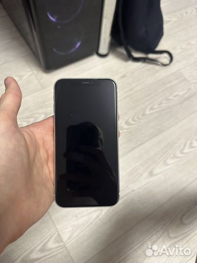 iPhone Xr 64gb белый