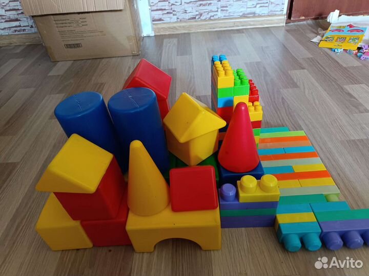 Развивающие игрушки пакетом