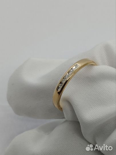 Золотое обручальное кольцо Бриллиант 14,5р (14500)