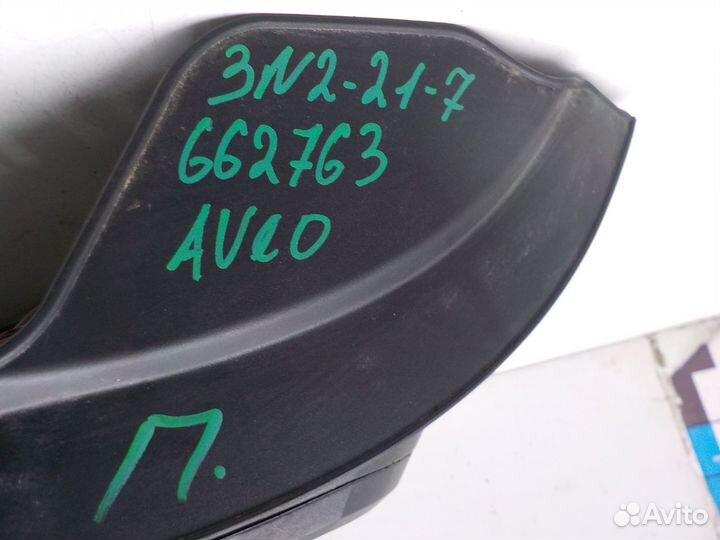 Фонарь задний правый Chevrolet Aveo (T300) 2011