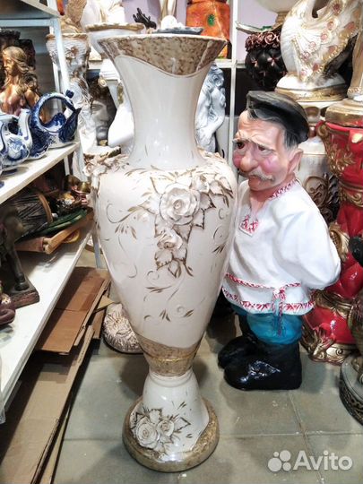 Ваза напольная керамическая белая